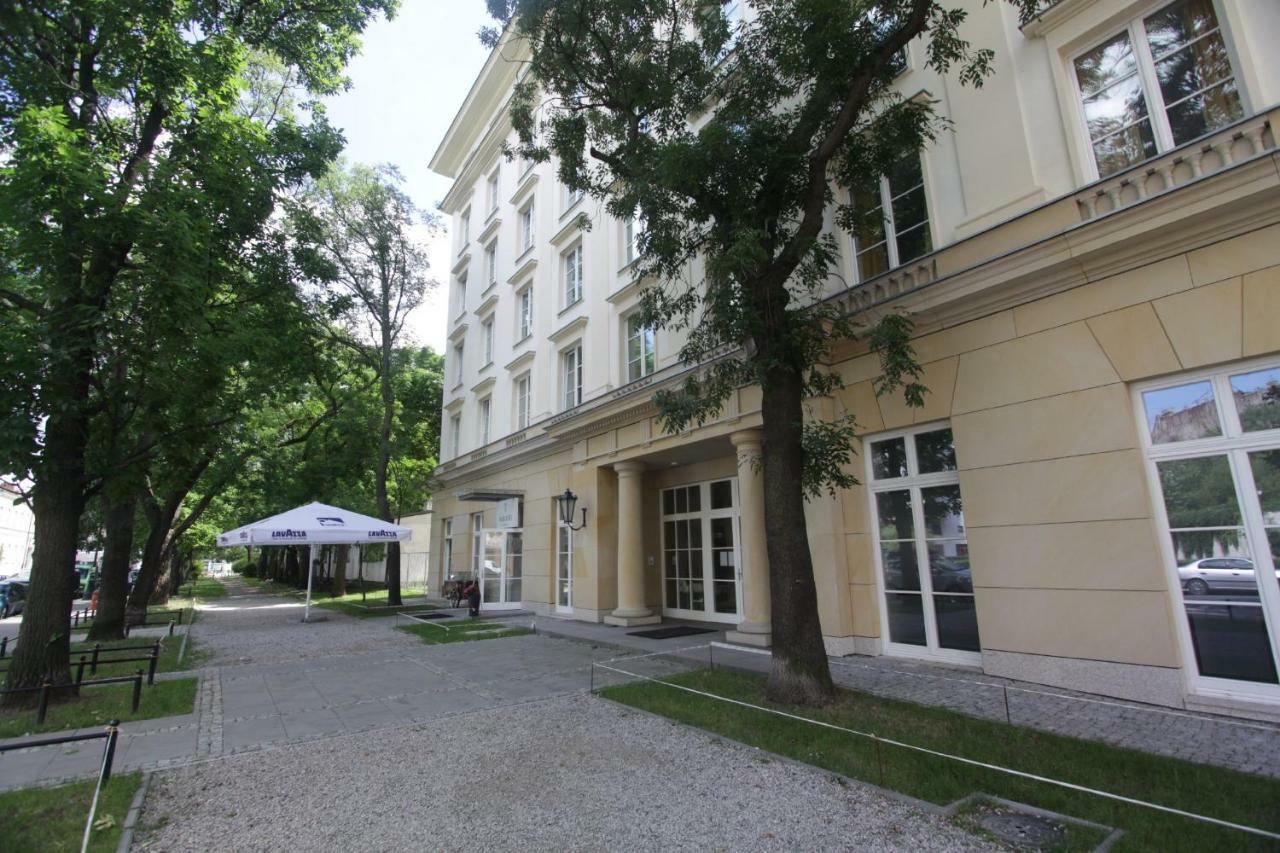 Dom Pomocy Studentom Vandrerhjem Warszawa Eksteriør bilde