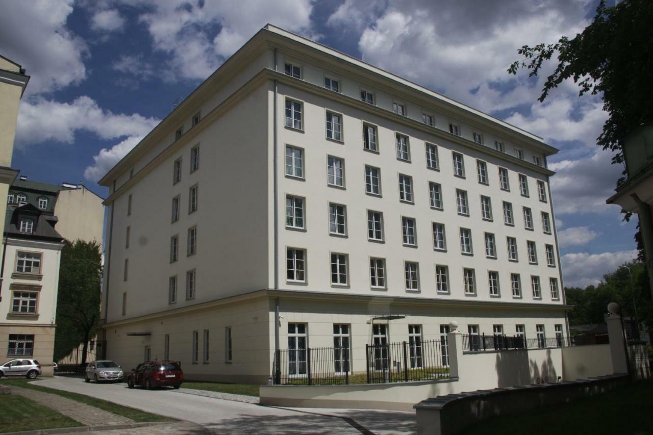 Dom Pomocy Studentom Vandrerhjem Warszawa Eksteriør bilde